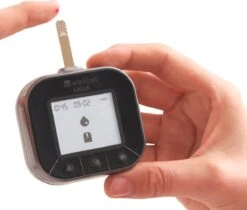 Wellion Calla Light Startpakket (met 50 Strips En 50 Lancetten) - Paars -Winkel Voor Thuisgezondheidsmeetapparatuur 1200x1022 2