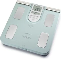 OMRON BF511 Slimme Weegschaal Met Lichaamsanalyze En Vetpercentage 8 Sensoren Voor Beide Handen En Voeten Voor Volledige Bio-Elektrische Impedantie Analyze (BIA) - Smart Personenweegschaal Digitaal - Smart Scale - Klinisch Gevalideerd – Turquoise -Winkel Voor Thuisgezondheidsmeetapparatuur 1200x1164