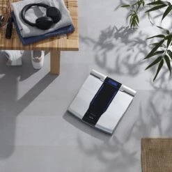 TANITA RD-545HR - Slimme Segmentale Lichaamsanalyse Weegschaal - Professionele Technologie Voor Thuisgebruik -Winkel Voor Thuisgezondheidsmeetapparatuur 1200x1200 190