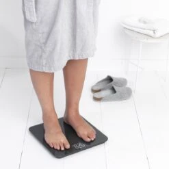 Brabantia ReNew Personenweegschaal Digitaal - Op Batterijen - Dark Grey 18 Brabantia ReNew Personenweegschaal Digitaal - Op Batterijen - Dark Grey -Winkel Voor Thuisgezondheidsmeetapparatuur 1200x1200 257