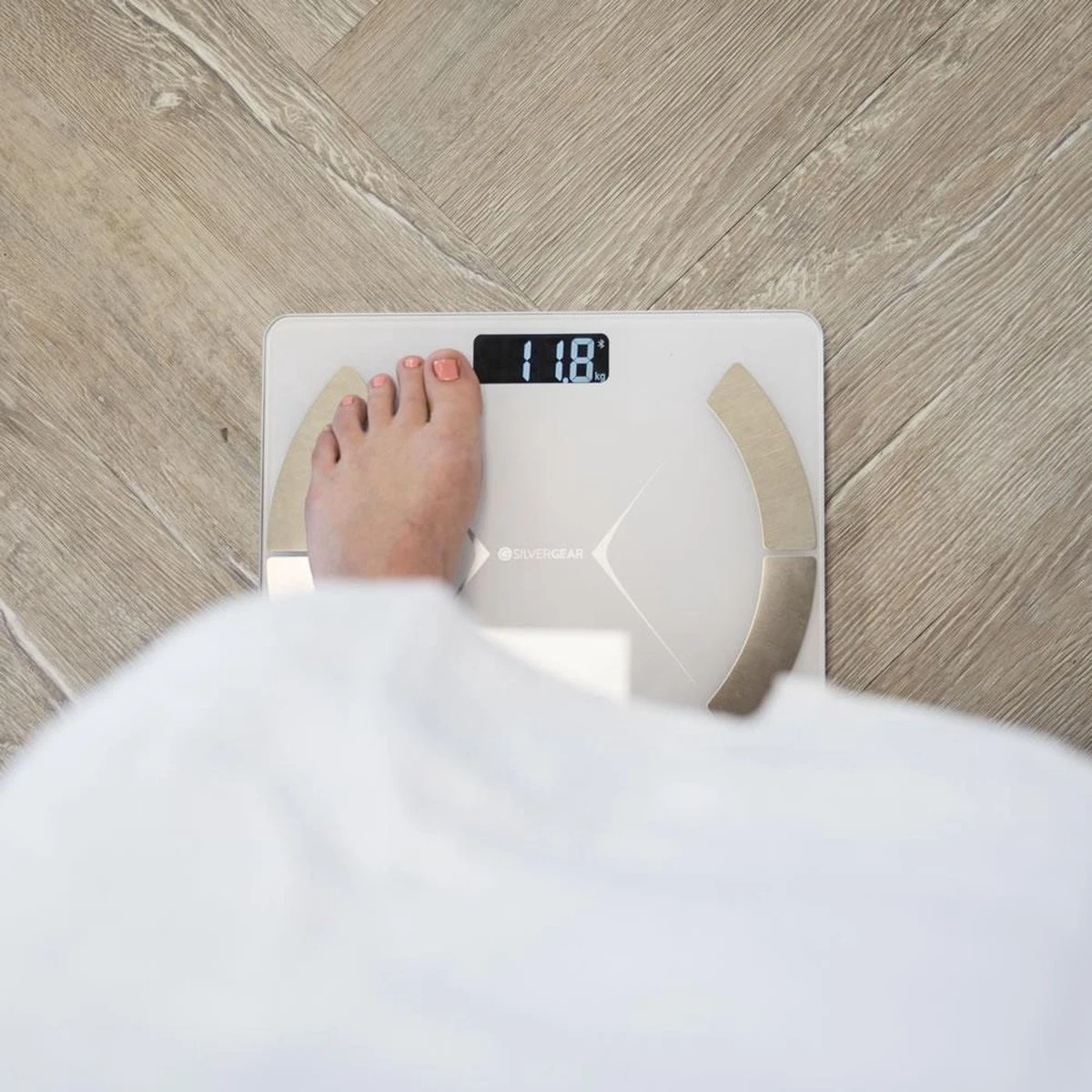 Silvergear Bluetooth Personenweegschaal - Met Zeer Volledige Lichaamsanalyse Met Vetpercentage – Inclusief Analyse App – Wit 16 Silvergear Bluetooth Personenweegschaal - Met Zeer Volledige Lichaamsanalyse Met Vetpercentage – Inclusief Analyse App – Wit - Afbeelding 14