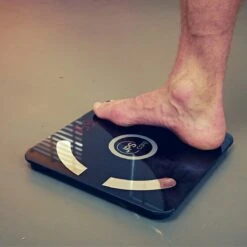 JPS Care® Personenweegschaal - Smart Weegschaal - Met 12 Lichaamsanalyse & Vetpercentage Metingen - Digitaal - Bluetooth Met App - Oplaadbaar Met 6 Maanden Batterij - Zwart -Winkel Voor Thuisgezondheidsmeetapparatuur 1200x1200 289