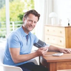 Medisana BU 570 Connect Bovenarmbloeddrukmeter Wit -Winkel Voor Thuisgezondheidsmeetapparatuur 1200x1200 318