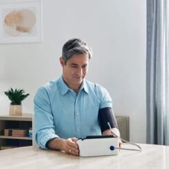 OMRON COMPLETE – Smart Bloeddrukmeter Bovenarm – Aanbevolen Door Hartstichting - ECG Monitor - Klinisch Gevalideerd - Met Mobiele App – XL Scherm Display - 22 Tot 42 Cm Manchet – 3 Jaar Garantie – Bloeddrukmeter, Hartslagmeter, ECG-meter In één -Winkel Voor Thuisgezondheidsmeetapparatuur 1200x1200 325