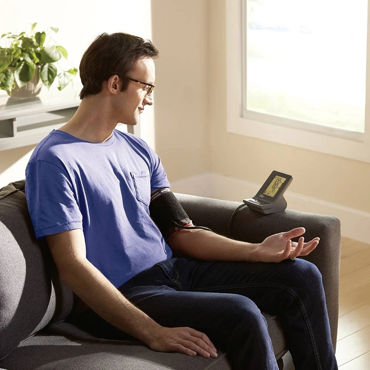 Braun Bp6200 - Bovenarm Bloeddrukmeter 4 Braun Bp6200 - Bovenarm Bloeddrukmeter - Afbeelding 2