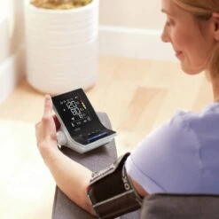 Braun ExactFit™ 3 BUA6150WE - Bovenarmbloed Drukmeter -Winkel Voor Thuisgezondheidsmeetapparatuur 1200x1200 408