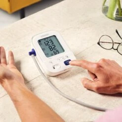 Omron M3 Nieuwe Versie 2020 - Comfort Bloeddrukmeter -Winkel Voor Thuisgezondheidsmeetapparatuur 1200x1200 448