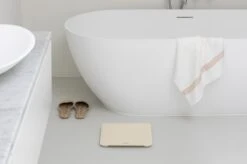 Brabantia ReNew Personenweegschaal Digitaal - Op Batterijen - Soft Beige -Winkel Voor Thuisgezondheidsmeetapparatuur 1200x799 10