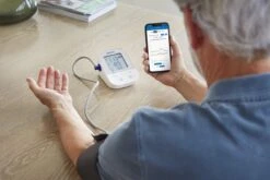 OMRON X4 Smart Bloeddrukmeter Bovenarm - Aanbevolen Door Hartstichting - Blood Pressure Monitor Met Hartslagmeter – Onregelmatige Hartslag - Klinisch Gevalideerd - Met Mobiele App - 22 Tot 42 Cm Manchet – 3 Jaar Garantie 30 OMRON X4 Smart Bloeddrukmeter Bovenarm - Aanbevolen Door Hartstichting - Blood Pressure Monitor Met Hartslagmeter – Onregelmatige Hartslag - Klinisch Gevalideerd - Met Mobiele App - 22 Tot 42 Cm Manchet – 3 Jaar Garantie -Winkel Voor Thuisgezondheidsmeetapparatuur 1200x800 37