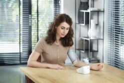 OMRON X2 Basic Bloeddrukmeter Bovenarm - Aanbevolen Door Hartstichting - Blood Pressure Monitor Met Hartslagmeter – Onregelmatige Hartslag - Klinisch Gevalideerd - 22 Tot 32 Cm Manchet – 3 Jaar Garantie -Winkel Voor Thuisgezondheidsmeetapparatuur 1200x800 59