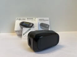 Saturatiemeter Pulse Oximeter - Saturatie Meter - Vingertip Saturatiemeter - Meet Uw Hartslag En Saturatie - Pulse A2