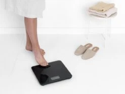 Brabantia ReNew Personenweegschaal Digitaal - Geen Batterij Nodig - Dark Grey -Winkel Voor Thuisgezondheidsmeetapparatuur 1200x900 15