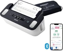 OMRON COMPLETE – Smart Bloeddrukmeter Bovenarm – Aanbevolen Door Hartstichting - ECG Monitor - Klinisch Gevalideerd - Met Mobiele App – XL Scherm Display - 22 Tot 42 Cm Manchet – 3 Jaar Garantie – Bloeddrukmeter, Hartslagmeter, ECG-meter In één